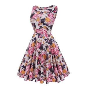 Never Worn Vintage Style Floral Aranee Dress.